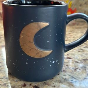 Blue coffee mug with gold moon